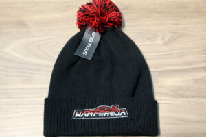 Wampiiroja tutimüts must