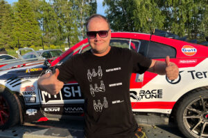 T-särk - Clutch kick